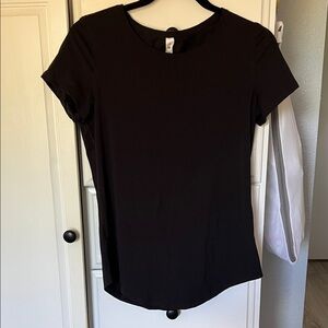 lululemon athletica Black Short Sleeve Tee